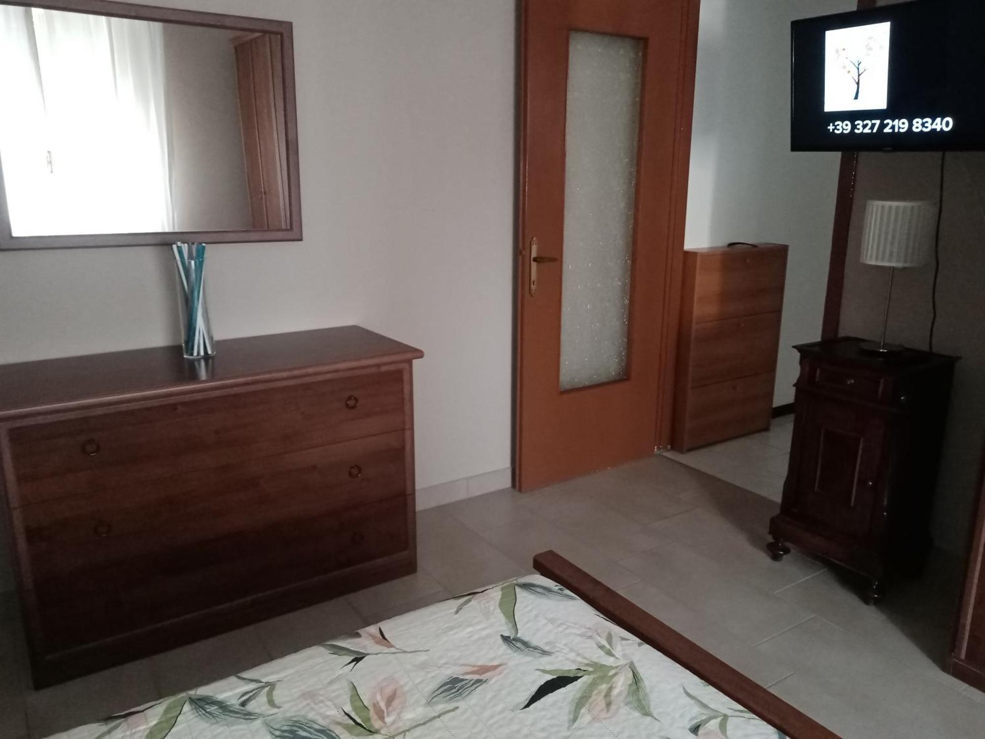 "Casa Sofia" Appartamento Raffalda Zona Clinica Piacenza Dış mekan fotoğraf